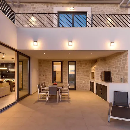 Liliana Villa Vodice